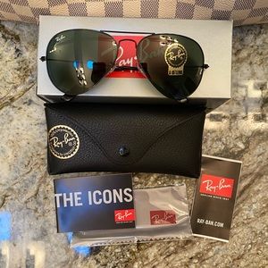 Rayban aviator sunglasses